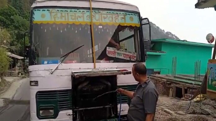 Pathankot from Mandi HRTC Khatara bus