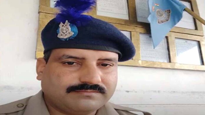 CRPF jawan commits suicide while on duty