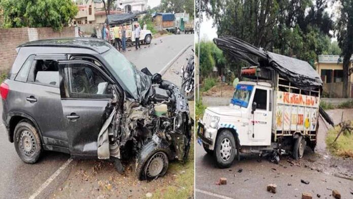 collision between a car and a pickup jeep in Badheda village