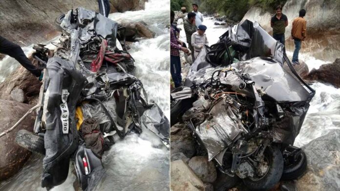 car accident Yula Sampark road of district Kinnaur